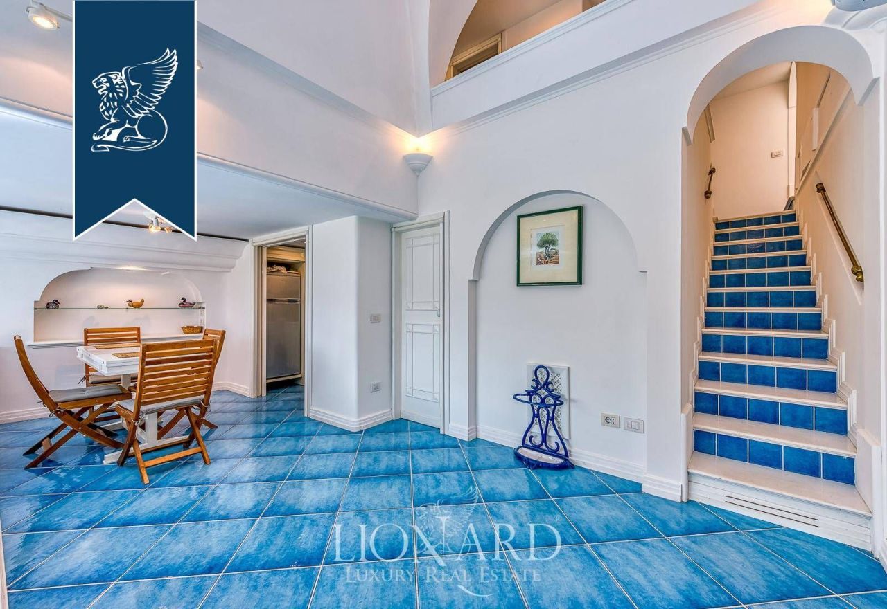 Апартаменты на Капри, Италия, 200 м² - фото 7