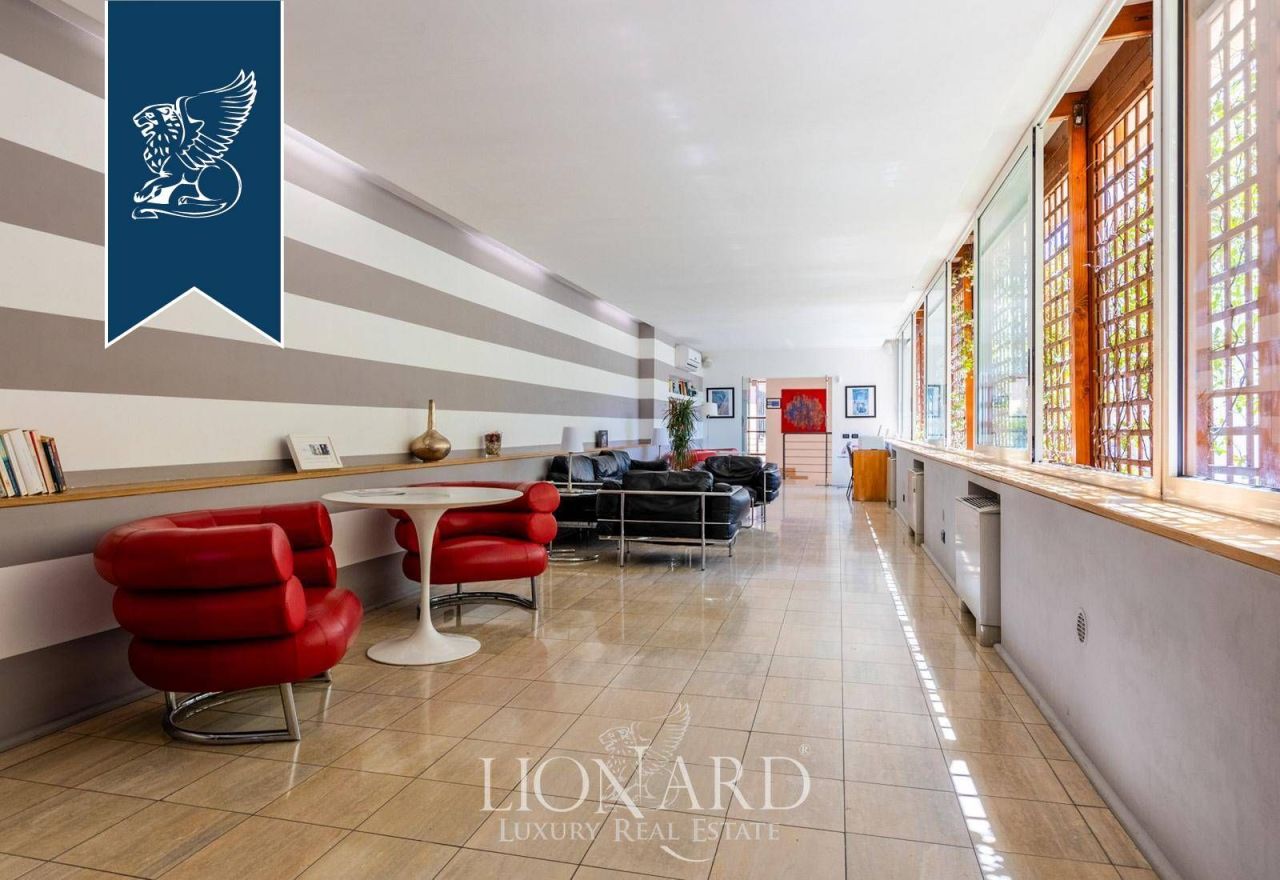 Отель, гостиница в Риме, Италия, 2 120 м² - фото 9