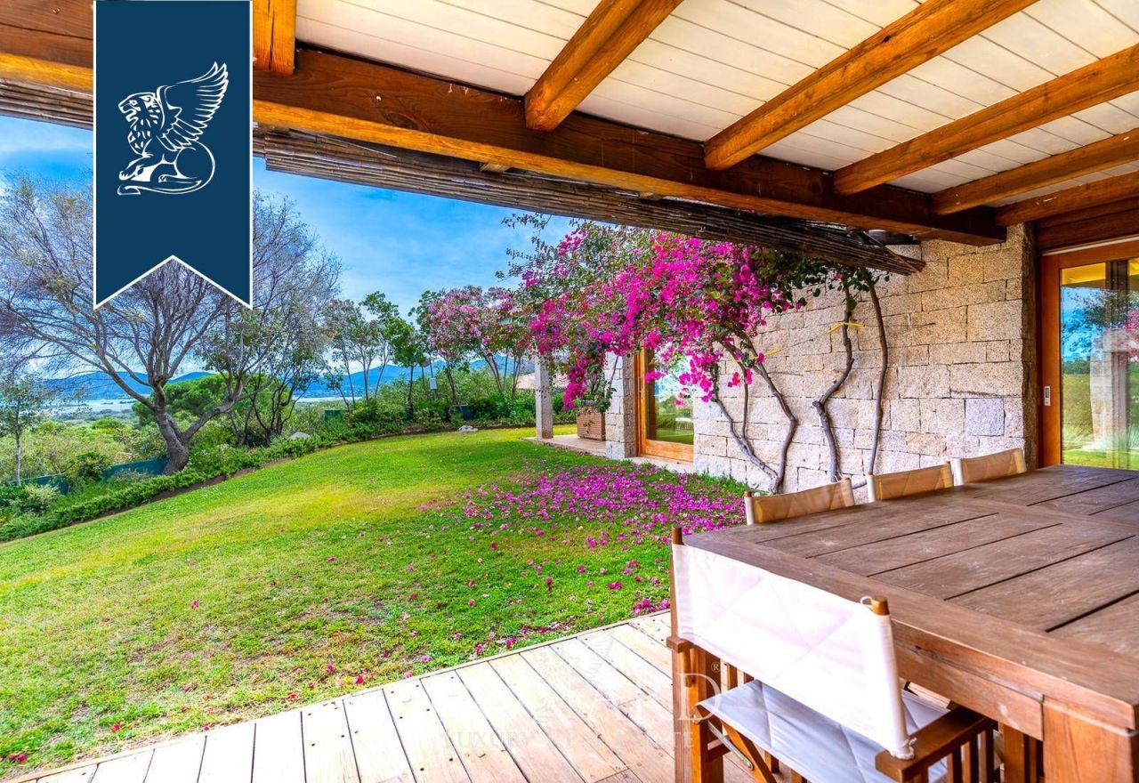 Вилла в Сан-Теодоро, Италия, 350 м² - фото 9