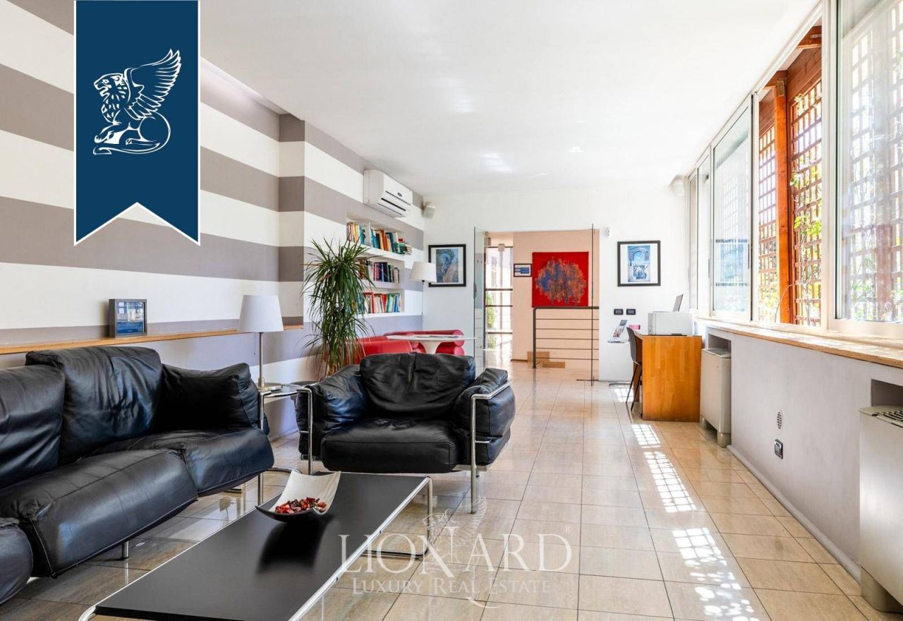 Отель, гостиница в Риме, Италия, 2 120 м² - фото 10