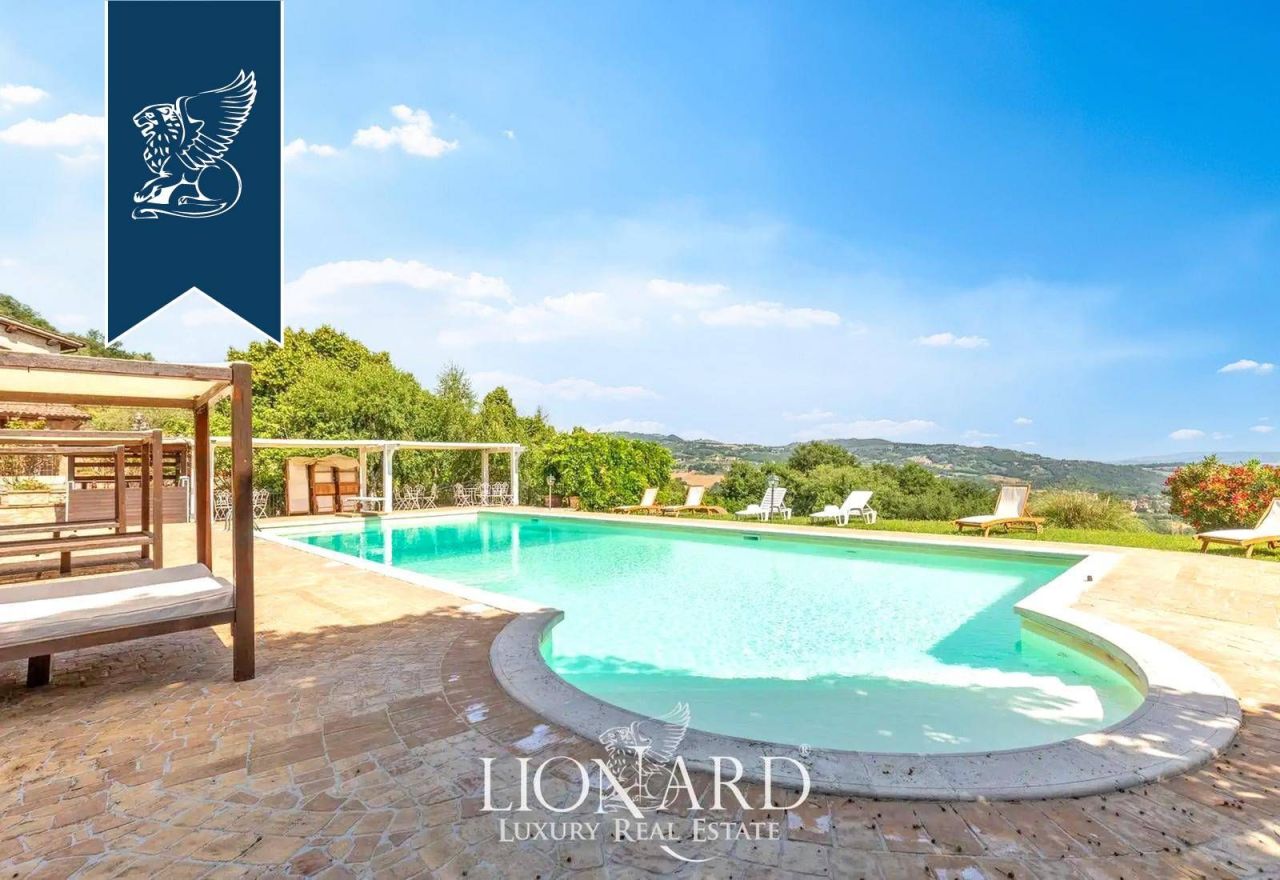 Вилла в Тоди, Италия, 1 100 м² - фото 10