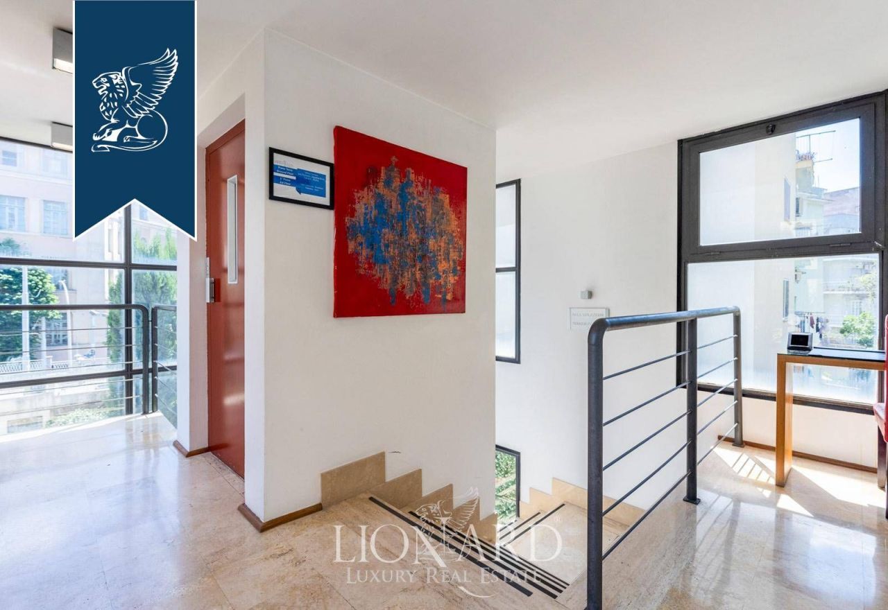 Отель, гостиница в Риме, Италия, 2 120 м² - фото 11