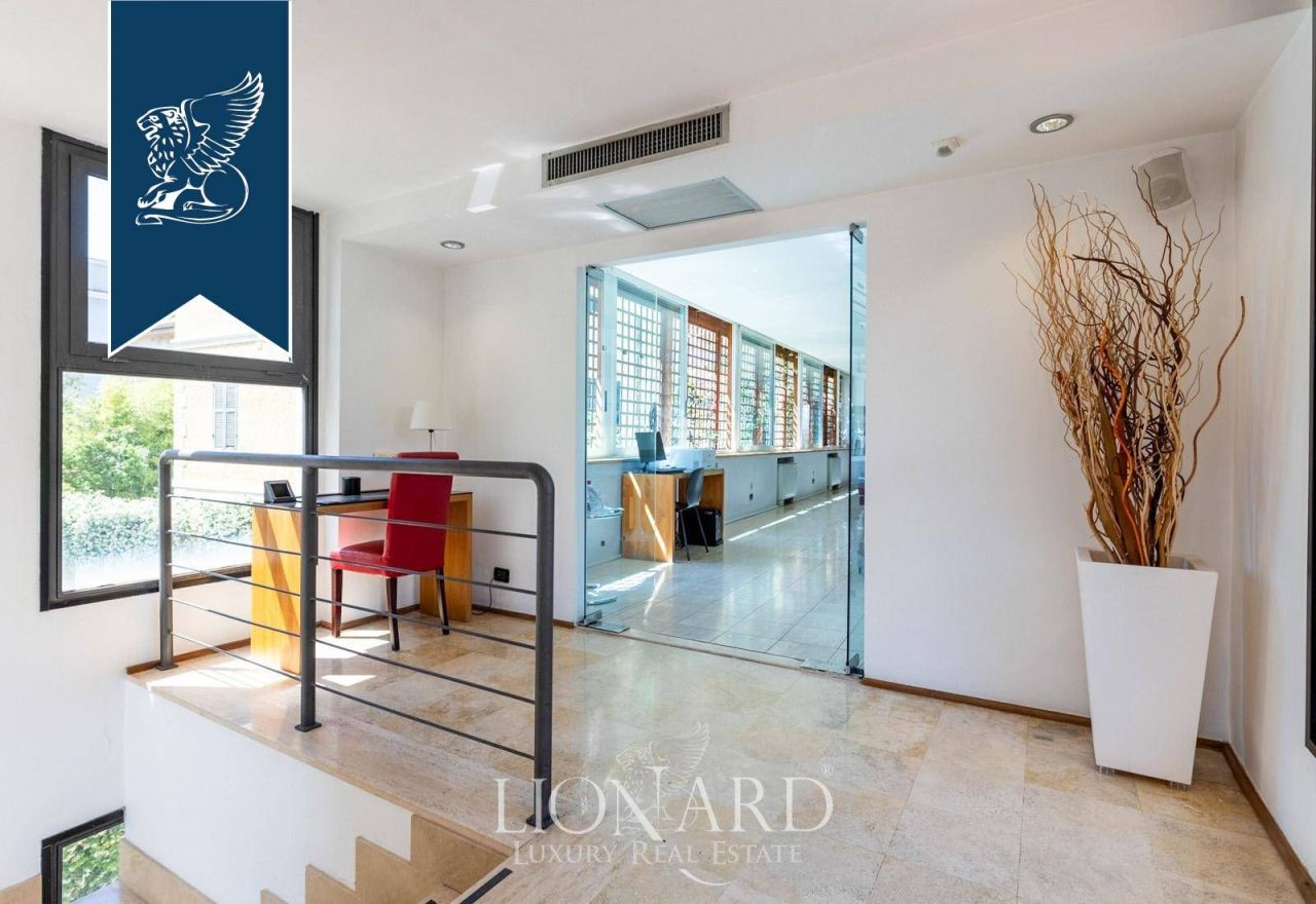 Отель, гостиница в Риме, Италия, 2 120 м² - фото 12