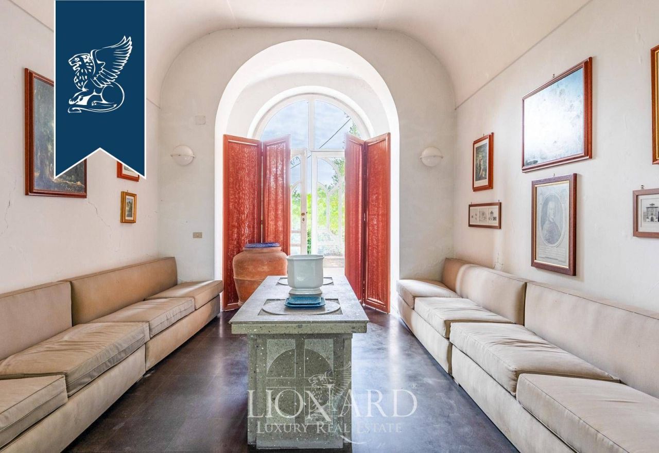 Вилла в Риме, Италия, 520 м² - фото 12