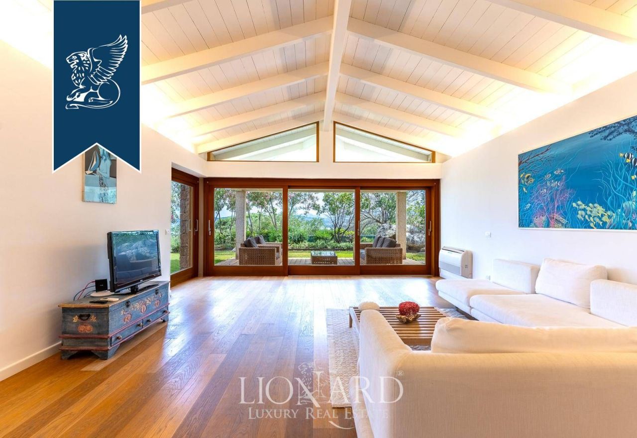 Вилла в Сан-Теодоро, Италия, 350 м² - фото 13