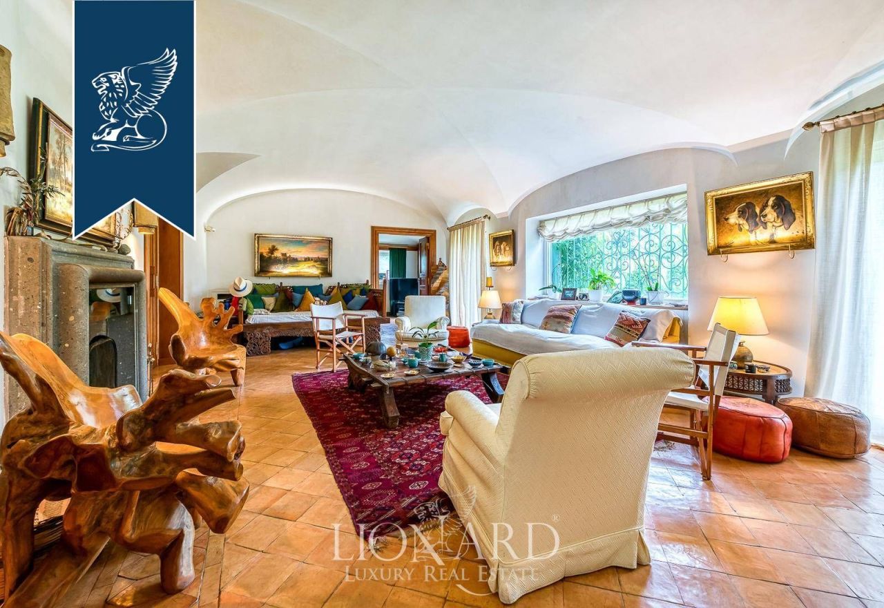 Вилла в Риме, Италия, 1 200 м² - фото 14