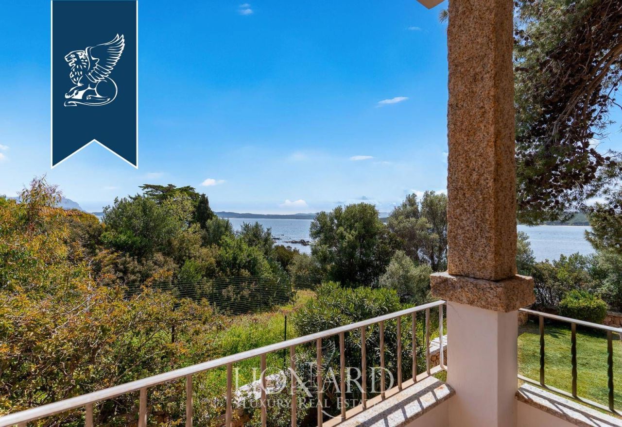 Вилла в Ольбии, Италия, 190 м² - фото 15