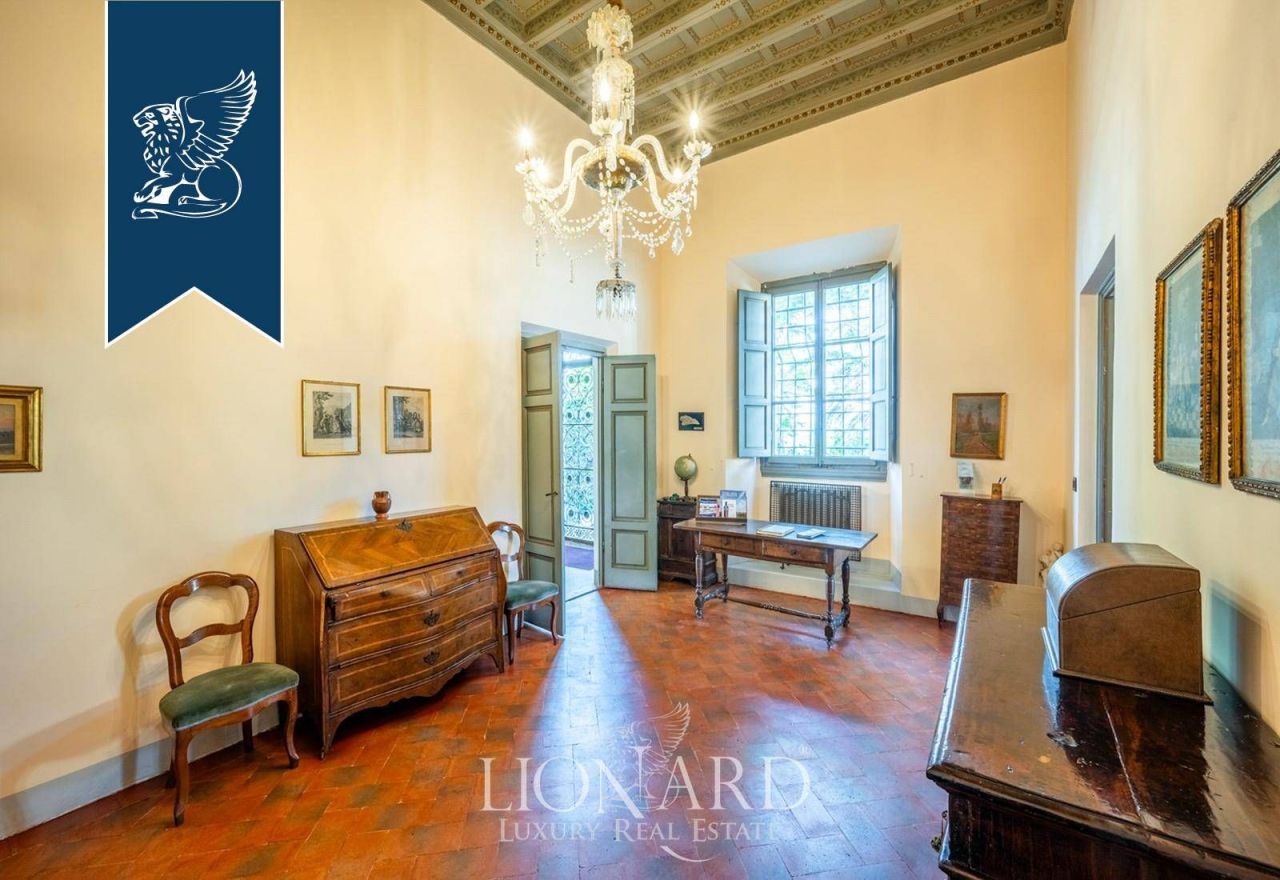 Вилла во Флоренции, Италия, 850 м² - фото 15