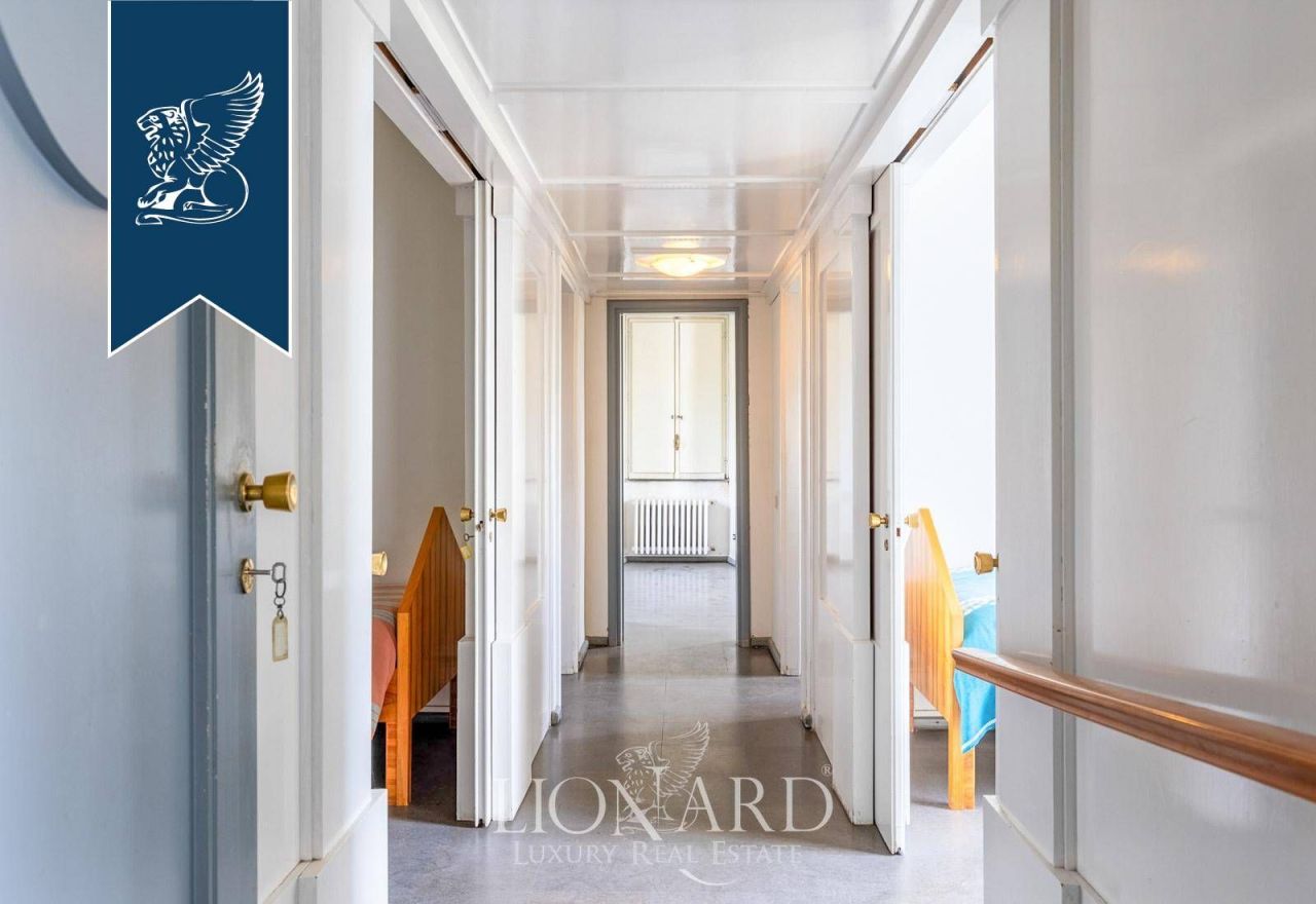 Вилла в Риме, Италия, 520 м² - фото 17