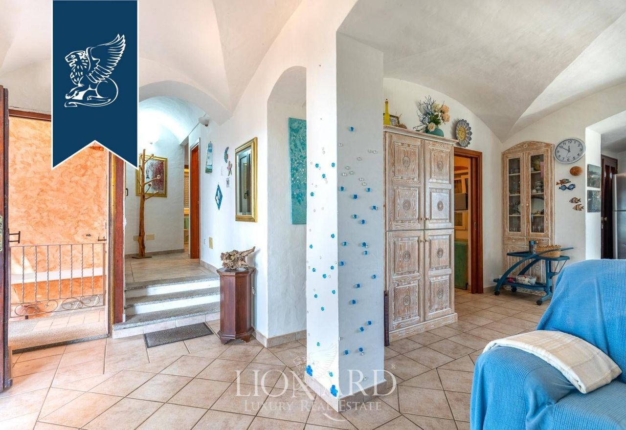 Вилла в Ольбии, Италия, 190 м² - фото 18