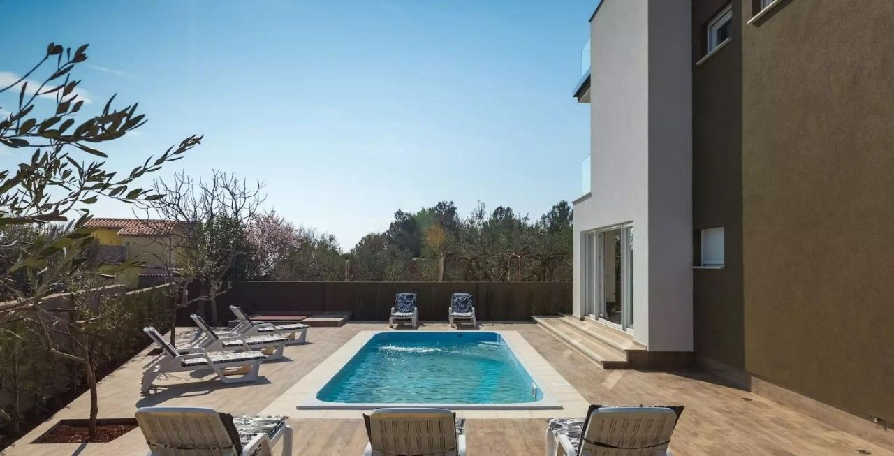 Дом в Фажане, Хорватия, 300 м² - фото 5