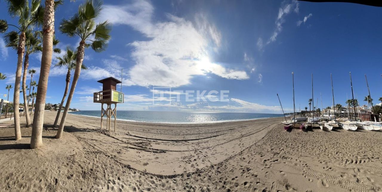 Вилла в Михасе, Испания, 300 м² - фото 9