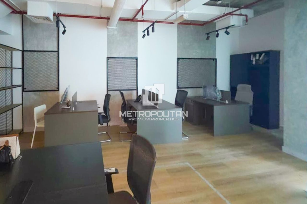 Офис в Дубае, ОАЭ, 100 м² - фото 2