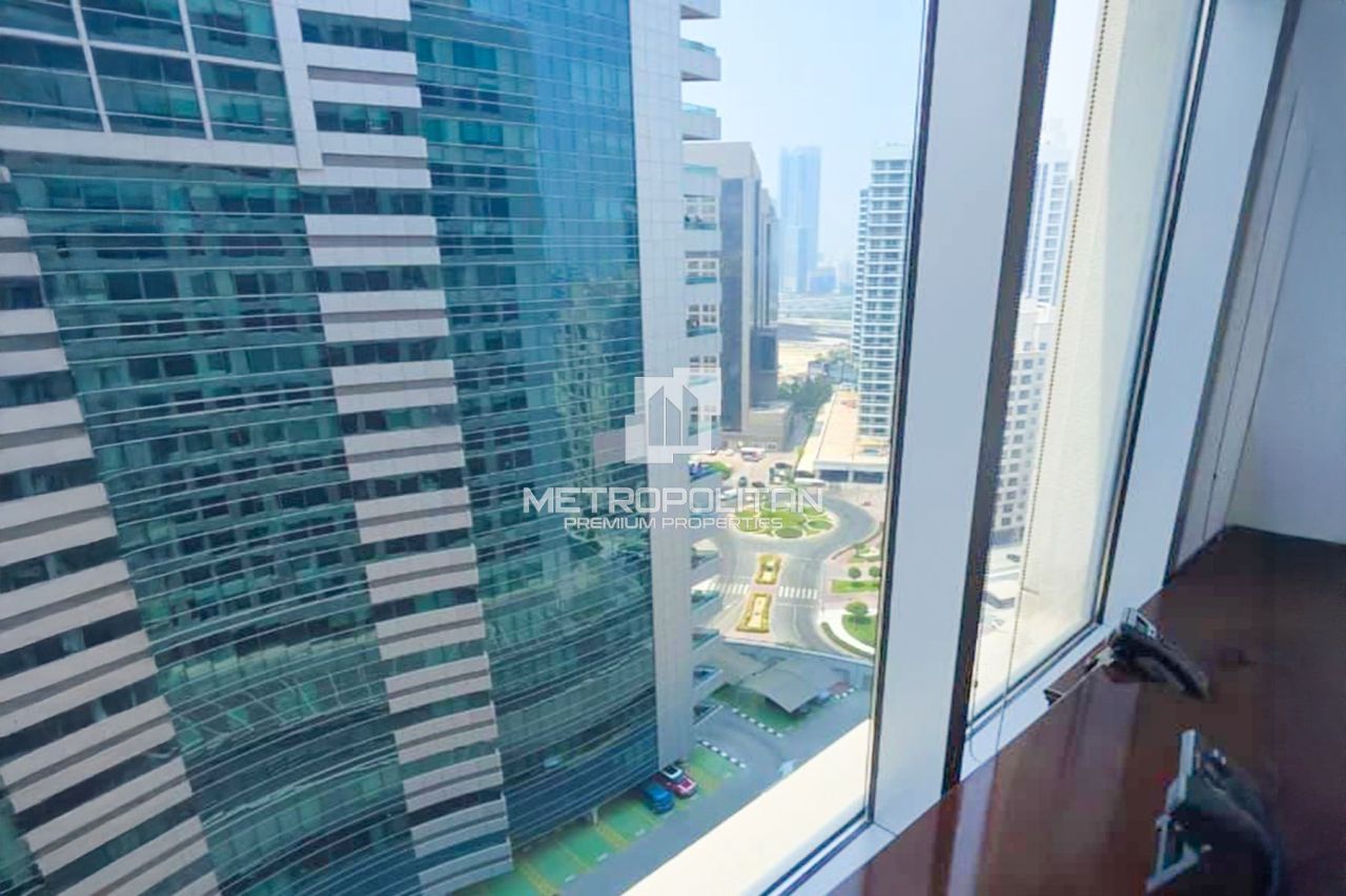 Офис в Дубае, ОАЭ, 100 м² - фото 6