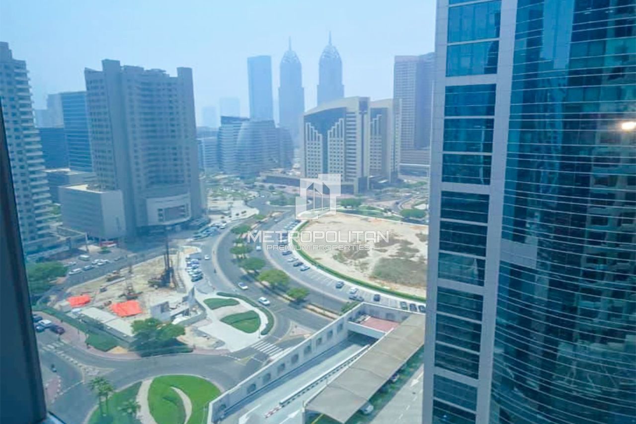 Офис в Дубае, ОАЭ, 100 м² - фото 8