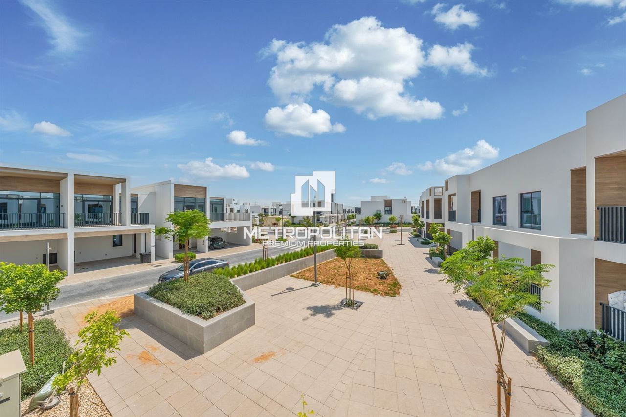 Таунхаус в Дубае, ОАЭ, 208 м² - фото 9