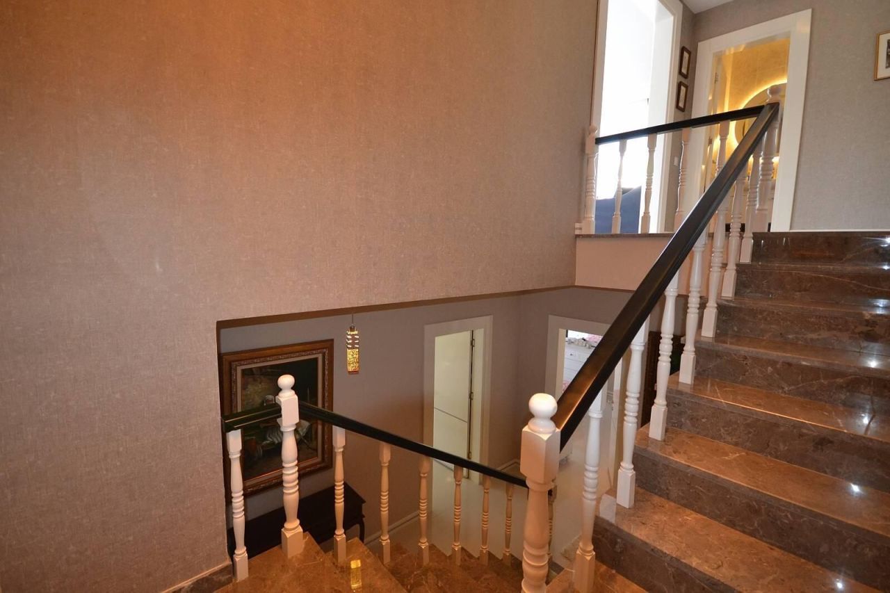 Вилла в Алании, Турция, 270 м² - фото 12