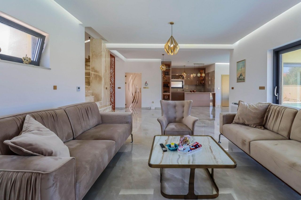 Дом в Пуле, Хорватия, 350 м² - фото 10