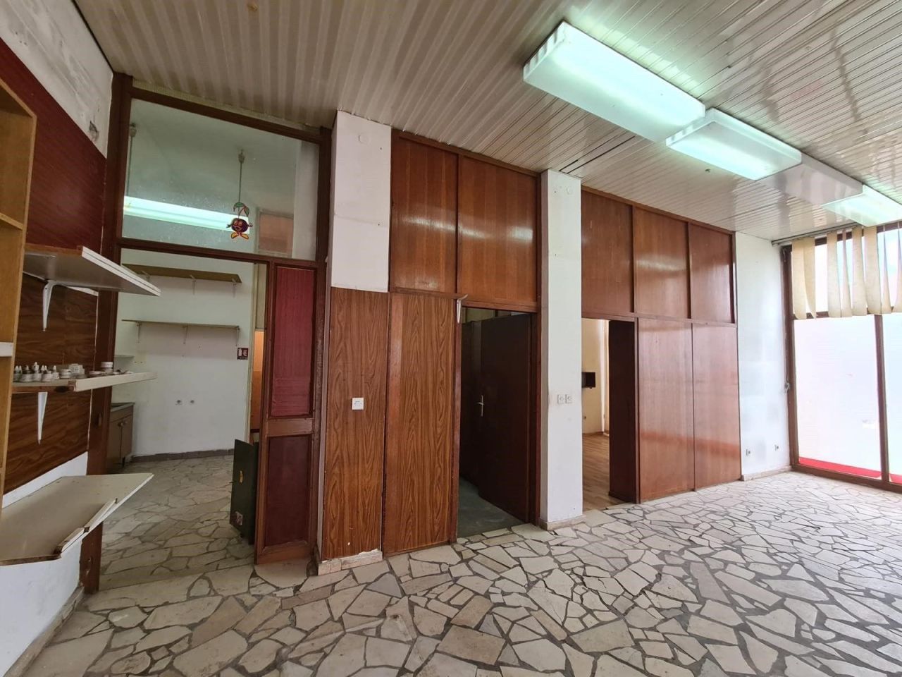 Офис в Пуле, Хорватия, 83.5 м² - фото 11