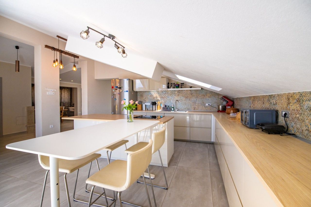 Квартира в Медулине, Хорватия, 250 м² - фото 12