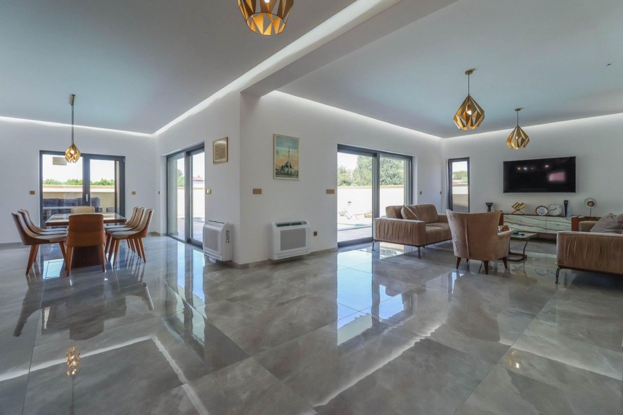 Дом в Пуле, Хорватия, 350 м² - фото 12