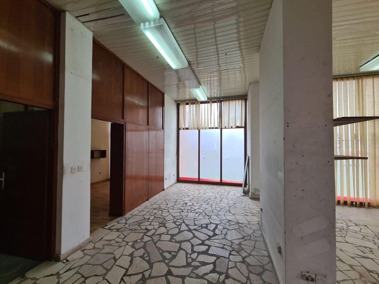 Офис в Пуле, Хорватия, 83.5 м² - фото 12