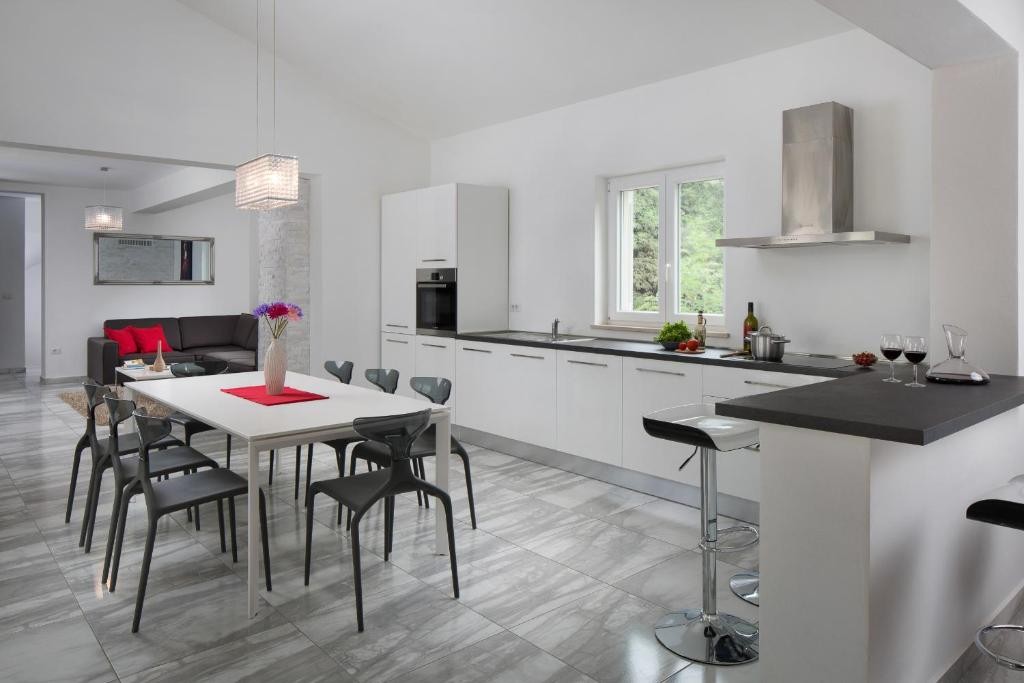 Дом в Лабине, Хорватия, 250 м² - фото 14