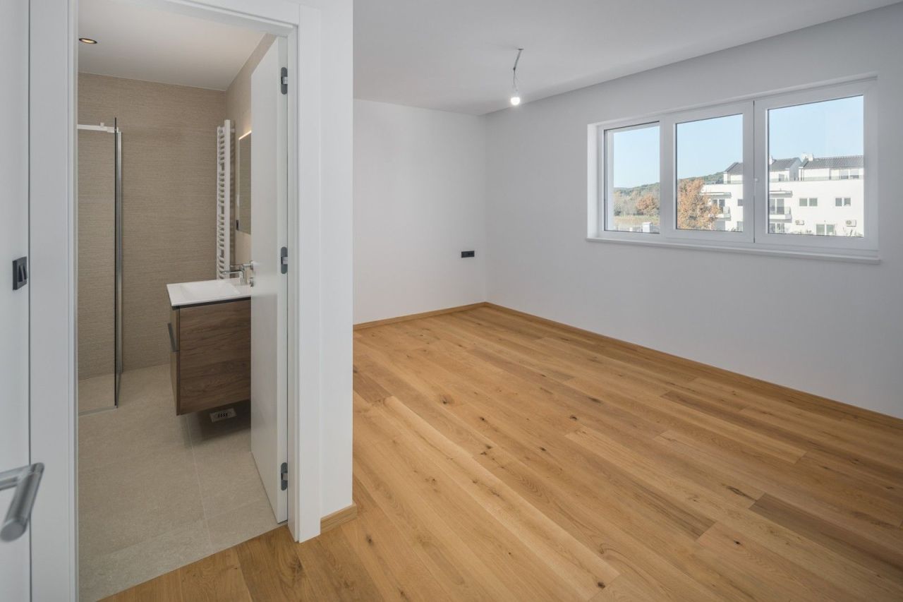 Квартира в Ровини, Хорватия, 209 м² - фото 15