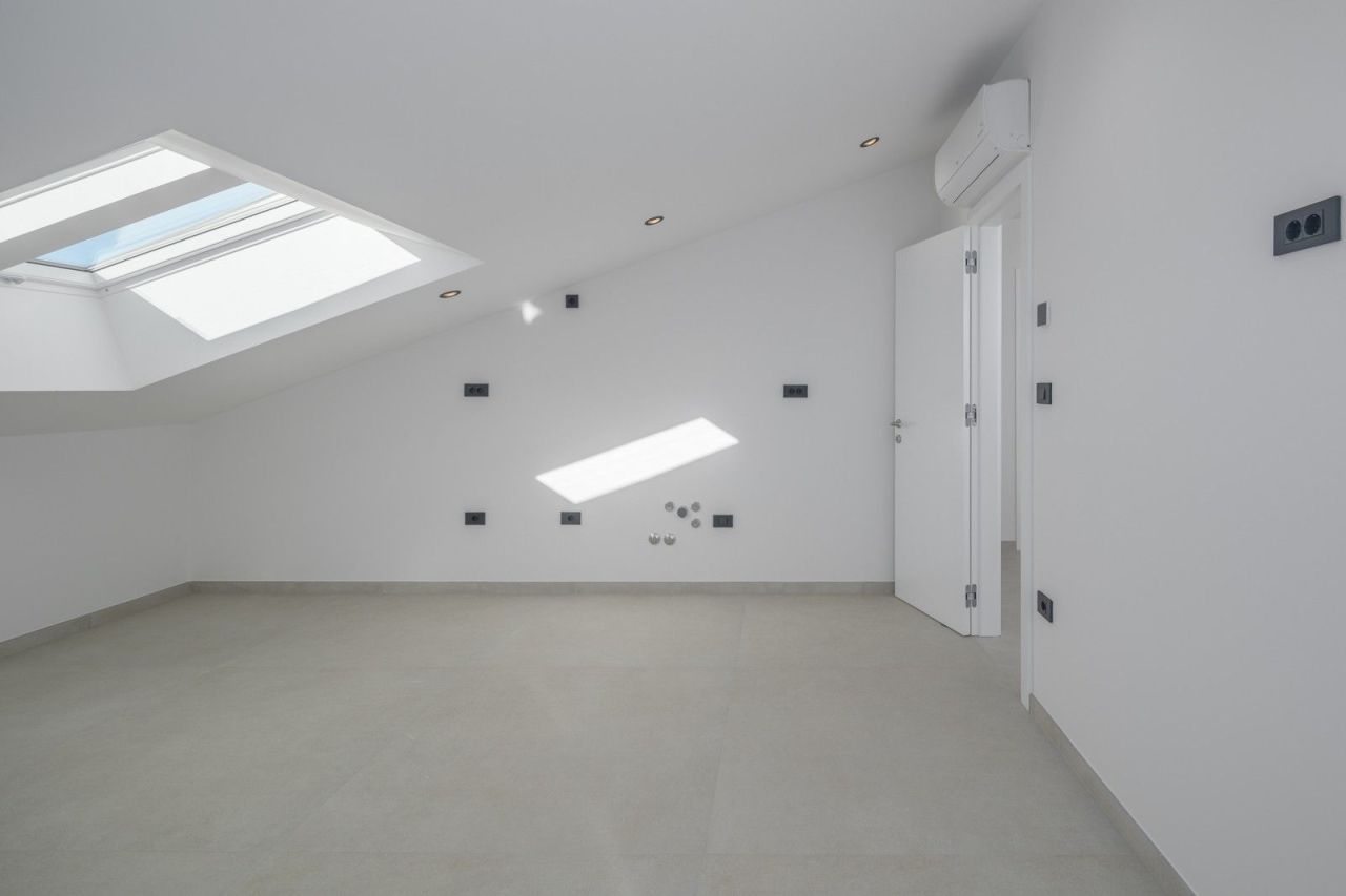 Квартира в Ровини, Хорватия, 170 м² - фото 16