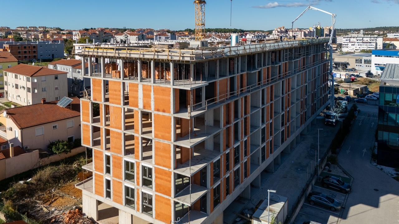 Квартира в Пуле, Хорватия, 56.42 м² - фото 18