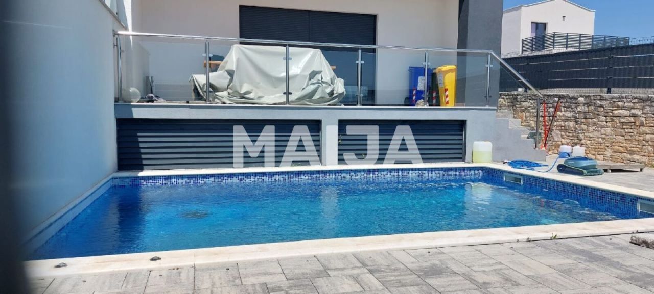 Дом в Ровини, Хорватия, 320 м² - фото 2