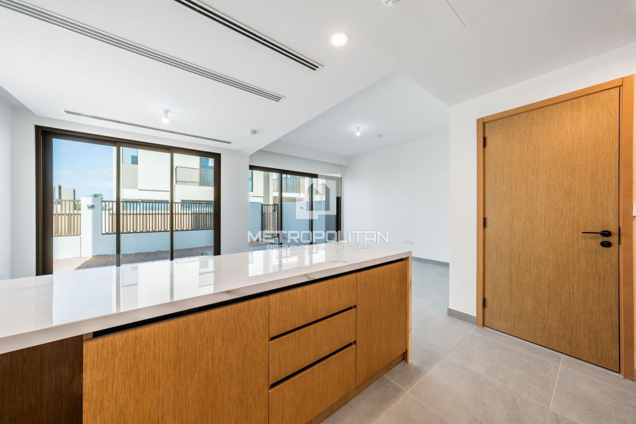 Вилла в Дубае, ОАЭ, 216 м² - фото 8