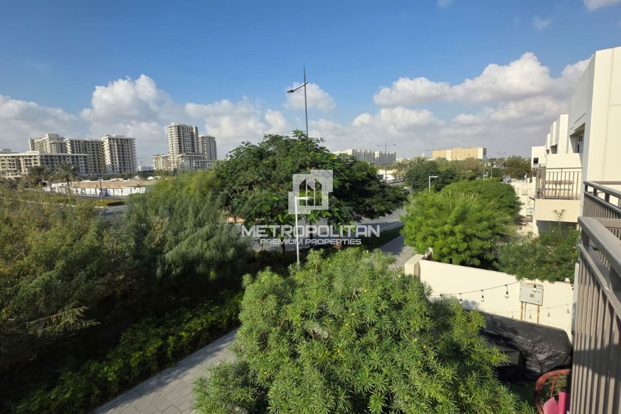 Таунхаус в Дубае, ОАЭ, 196 м² - фото 12