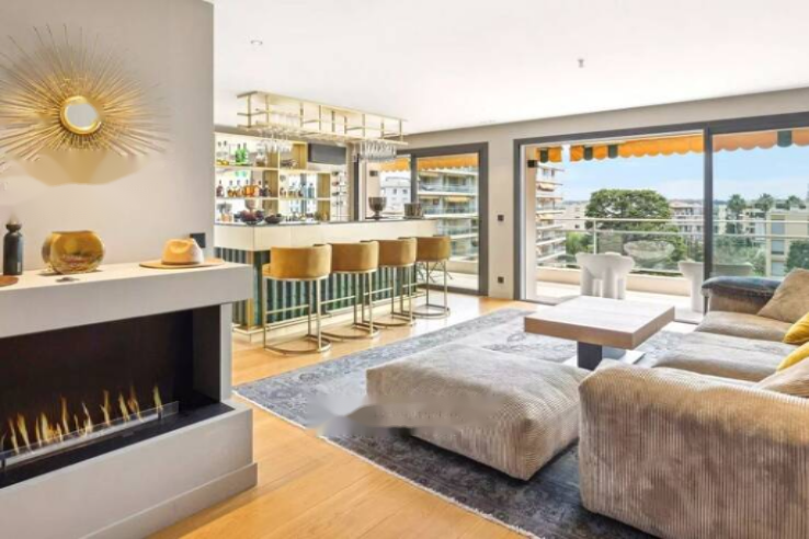 Квартира в Каннах, Франция, 90 м² - фото 1