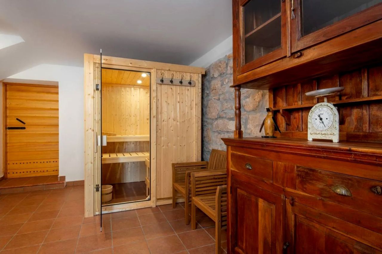 Вилла в Лабине, Хорватия, 200 м² - фото 16