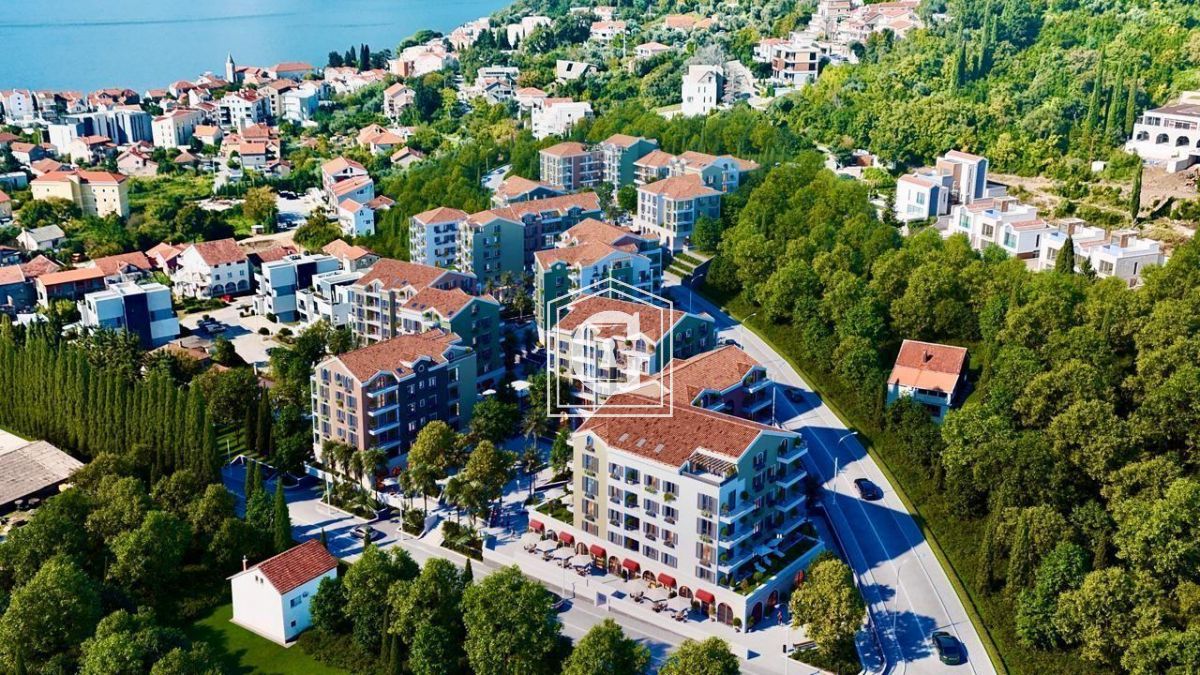 Апартаменты в Тивате, Черногория, 65 м² - фото 2