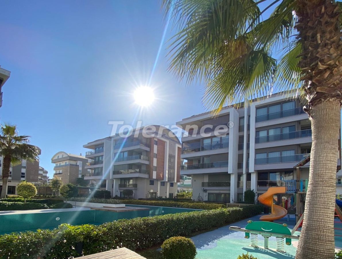 Апартаменты в Анталии, Турция, 185 м² - фото 1