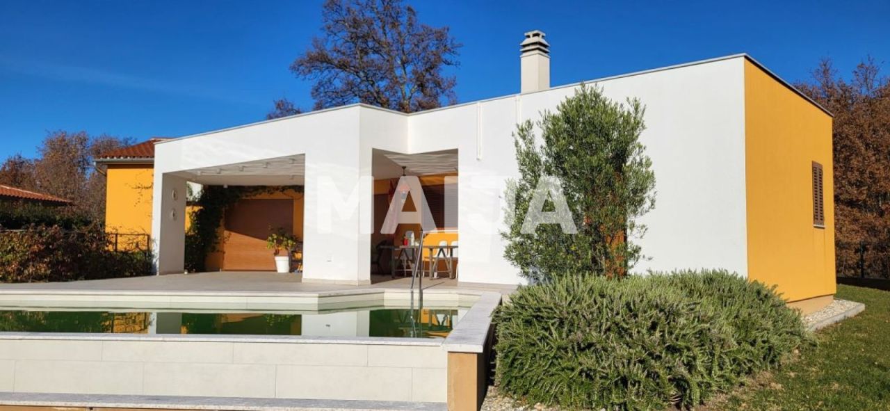 Дом в Светвинченате, Хорватия, 360 м² - фото 1