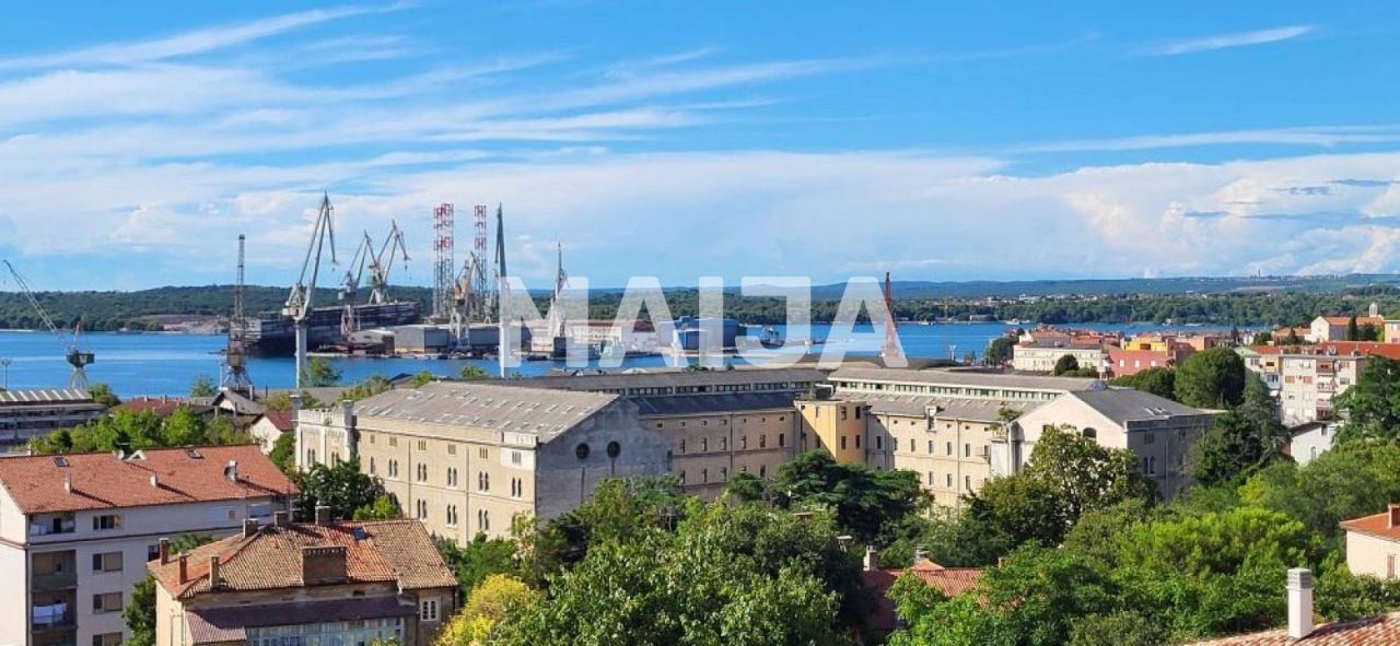 Апартаменты в Пуле, Хорватия, 70 м² - фото 3