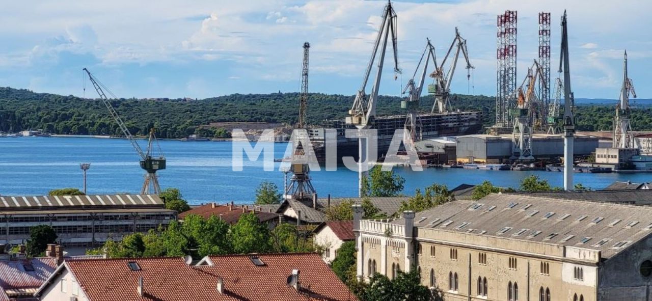 Апартаменты в Пуле, Хорватия, 70 м² - фото 12