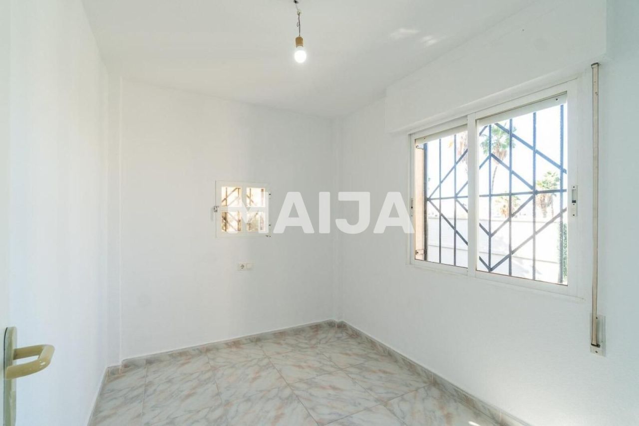 Дом в Торревьехе, Испания, 50 м² - фото 14