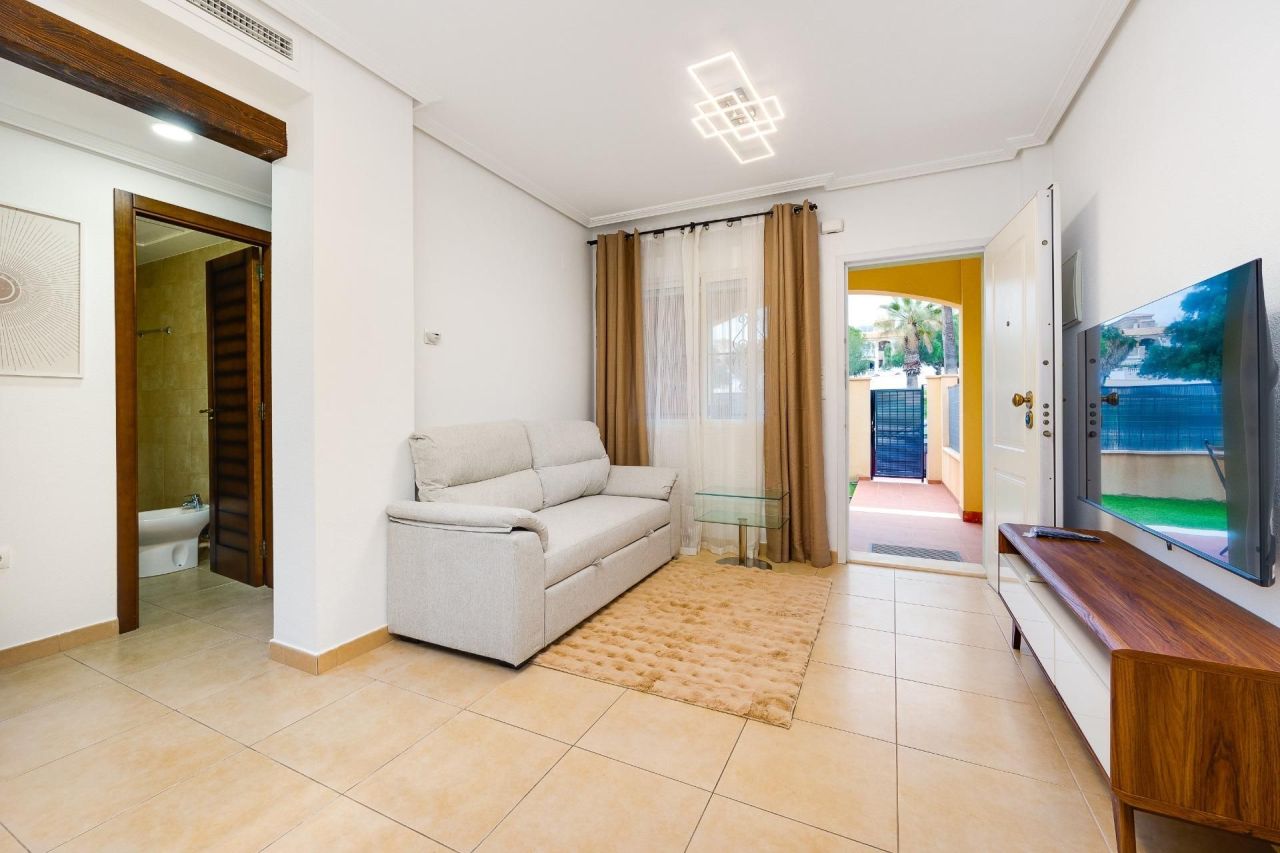 Бунгало в Торревьехе, Испания, 59 м² - фото 4