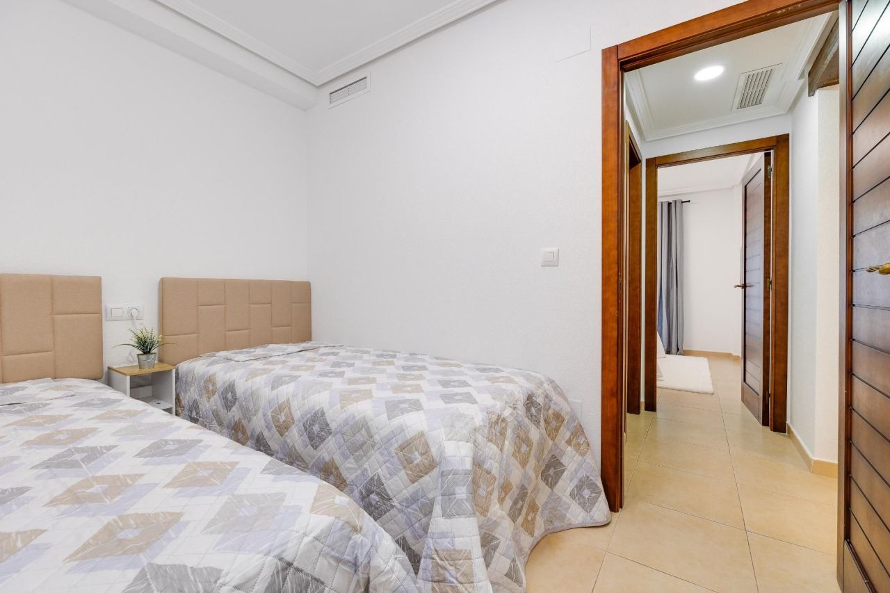 Бунгало в Торревьехе, Испания, 59 м² - фото 14