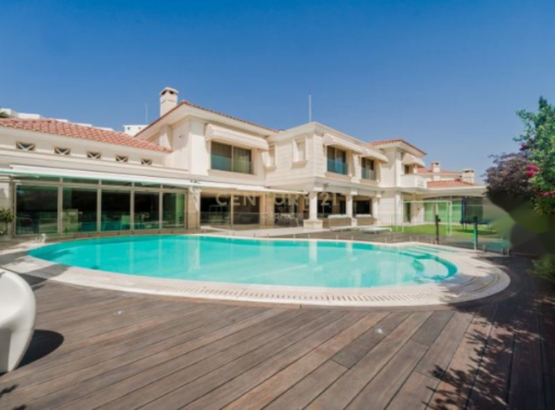 Квартира в Агиос Тихоне, Кипр, 443 м² - фото 1