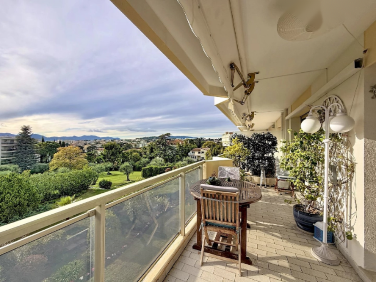 Квартира в Каннах, Франция, 79 м² - фото 1