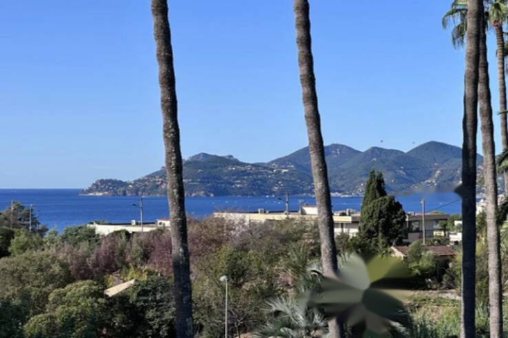 Квартира в Каннах, Франция, 112 м² - фото 1