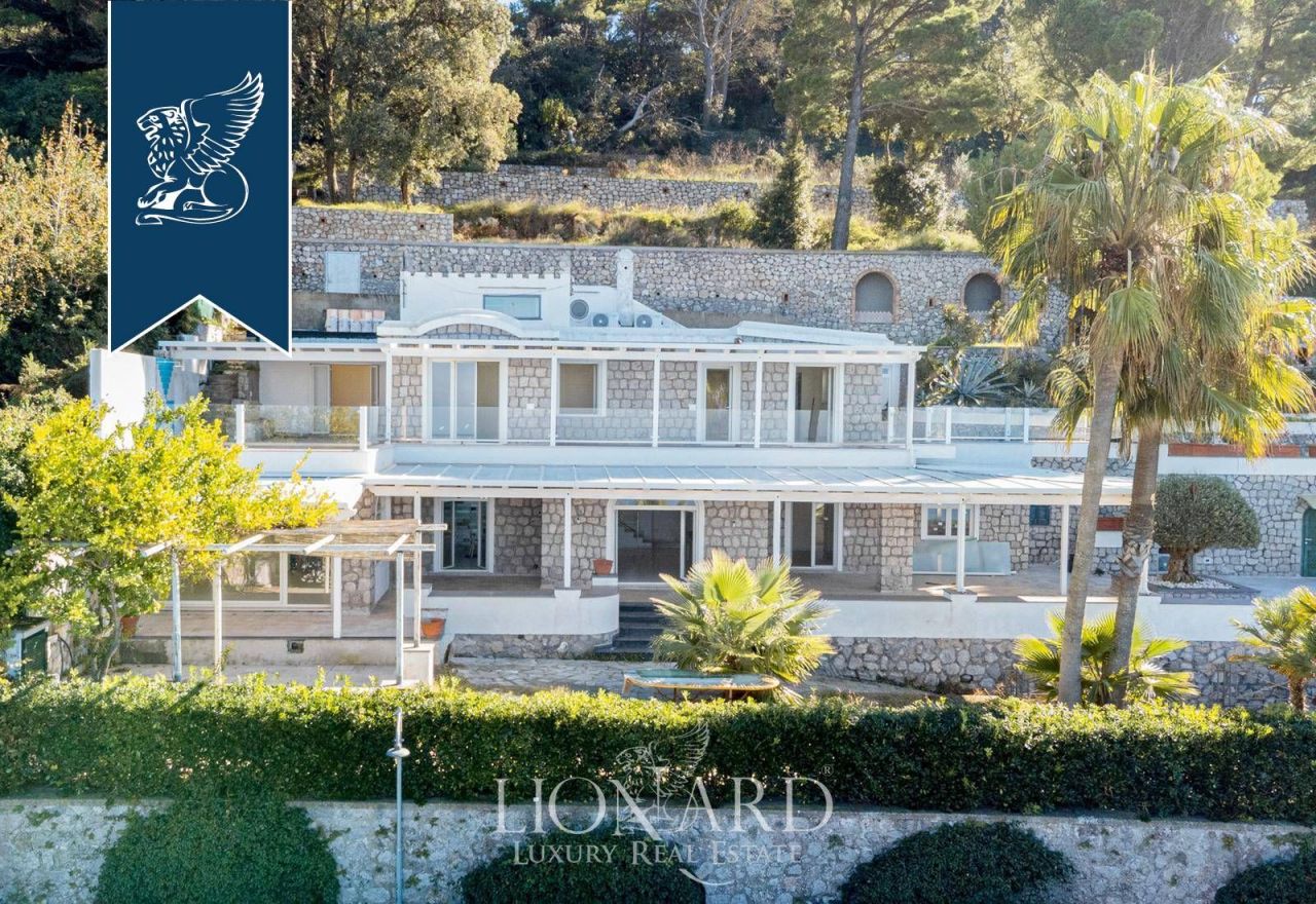 Вилла в Неаполе, Италия, 350 м² - фото 3