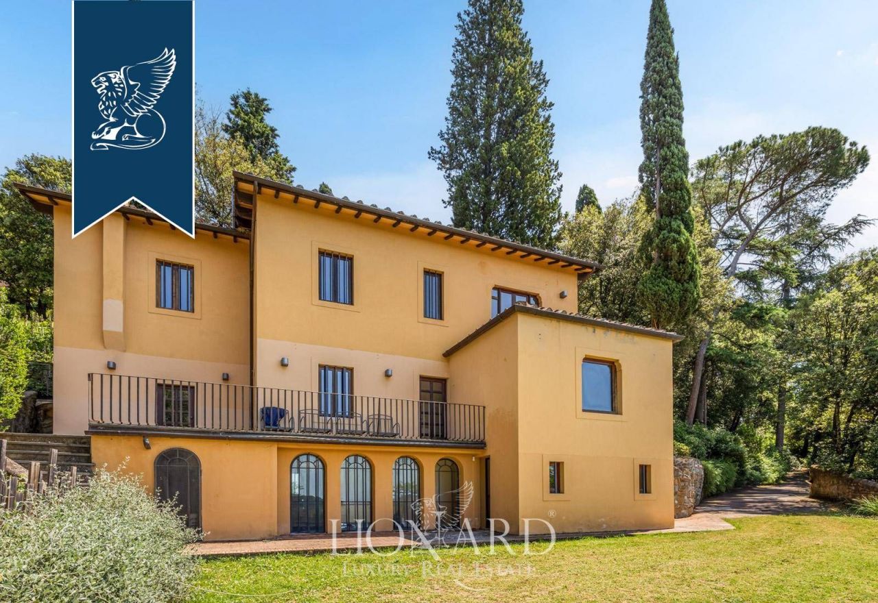 Вилла во Флоренции, Италия, 1 500 м² - фото 15