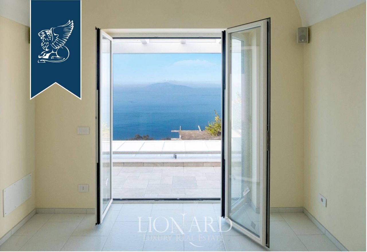 Вилла в Неаполе, Италия, 350 м² - фото 18