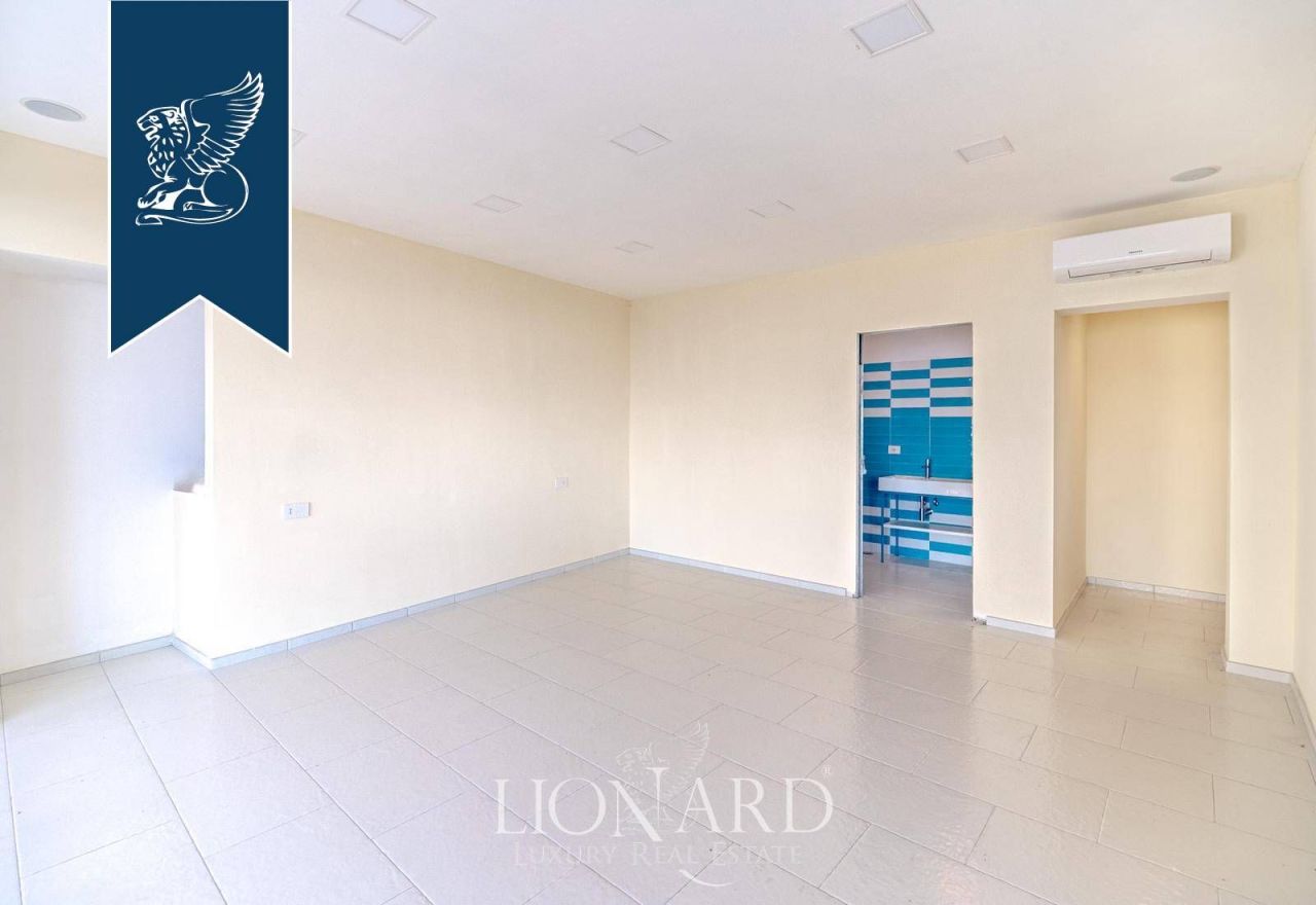 Вилла в Неаполе, Италия, 350 м² - фото 19